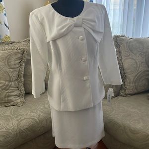 Brand New Isabella Women’s White Suit.